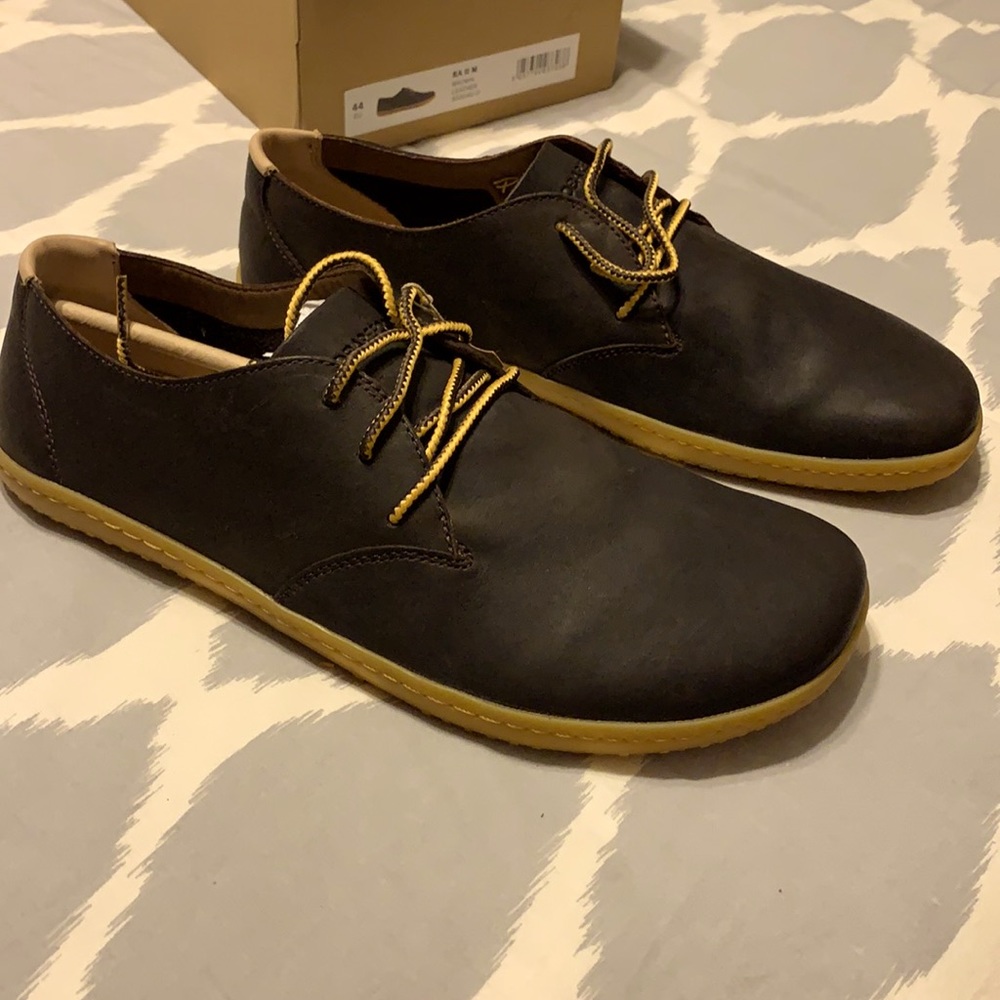 Vivobarefoot RA II Brown leather sz 44